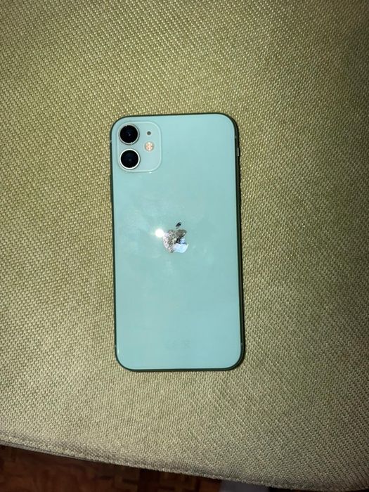 iPhone 11 с коробкой