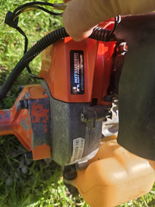 Бензинов тример mitsubishi heavy  tle43