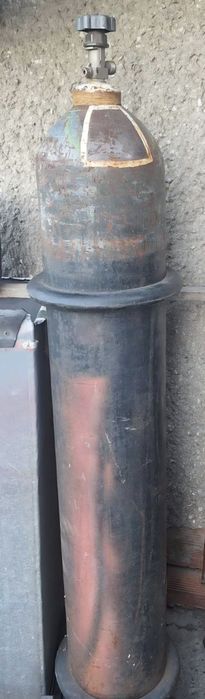 Бутилка за СО2 .