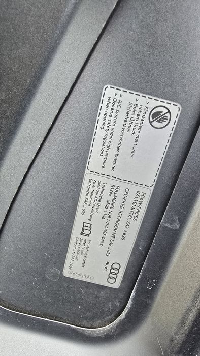 Оригинален преден капак Audi A4 B8.5 facelift