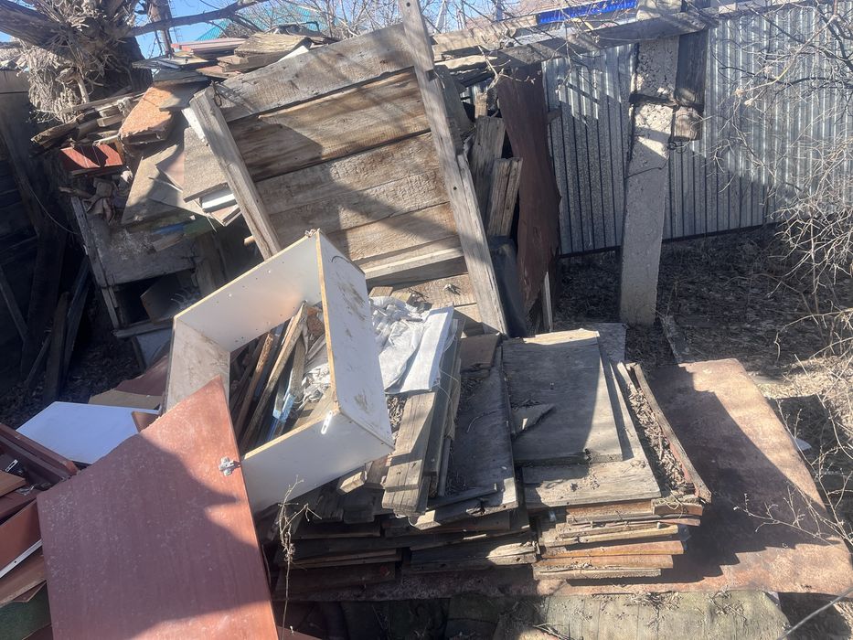 отдам доски дрова даром