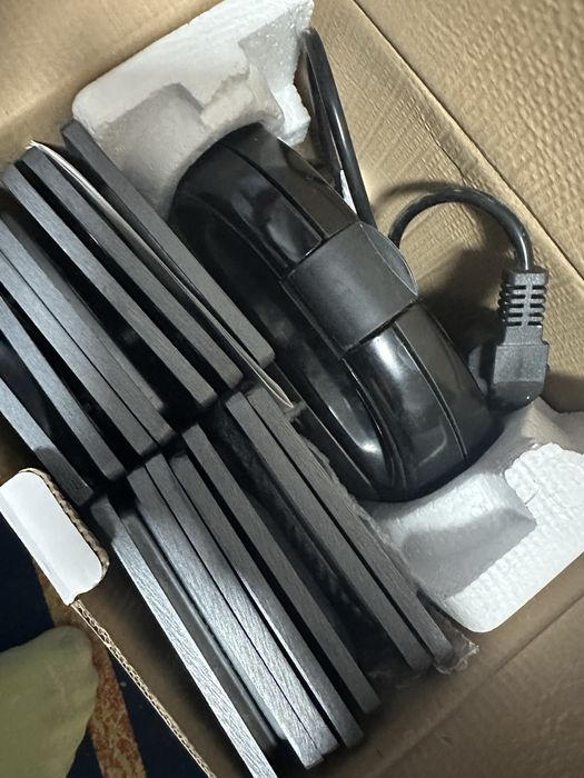 Продам вафельницу 8 в 1