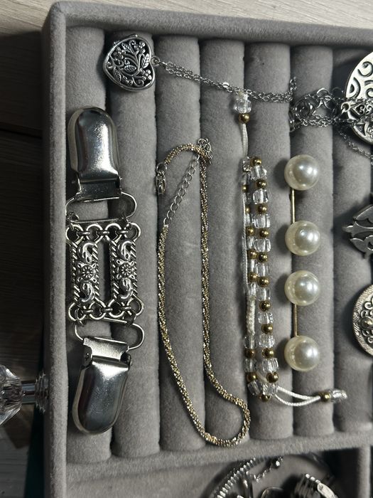 Аксесуары кольца, серьги