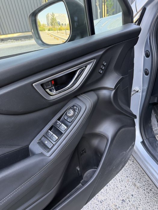 Автомобиль Subaru