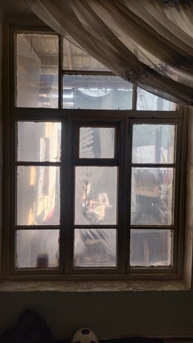 Deraza romlari oynalari bilan