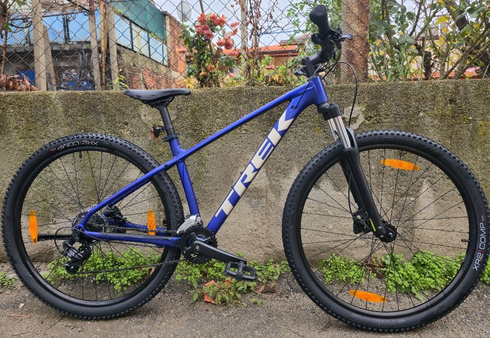 Trek Marlin 29 цола М размер рамка 21 скорости Хидравлични дис. Перфек