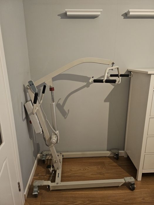 Подъемник для инвалидов б/у