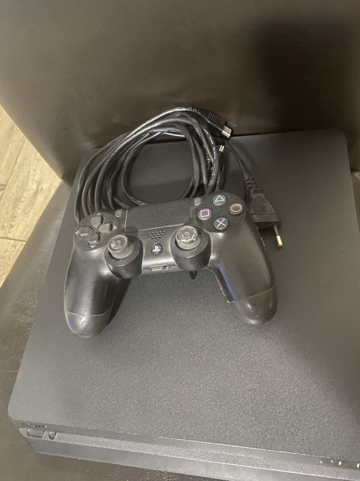 Vand Ps4 slim 500 GB