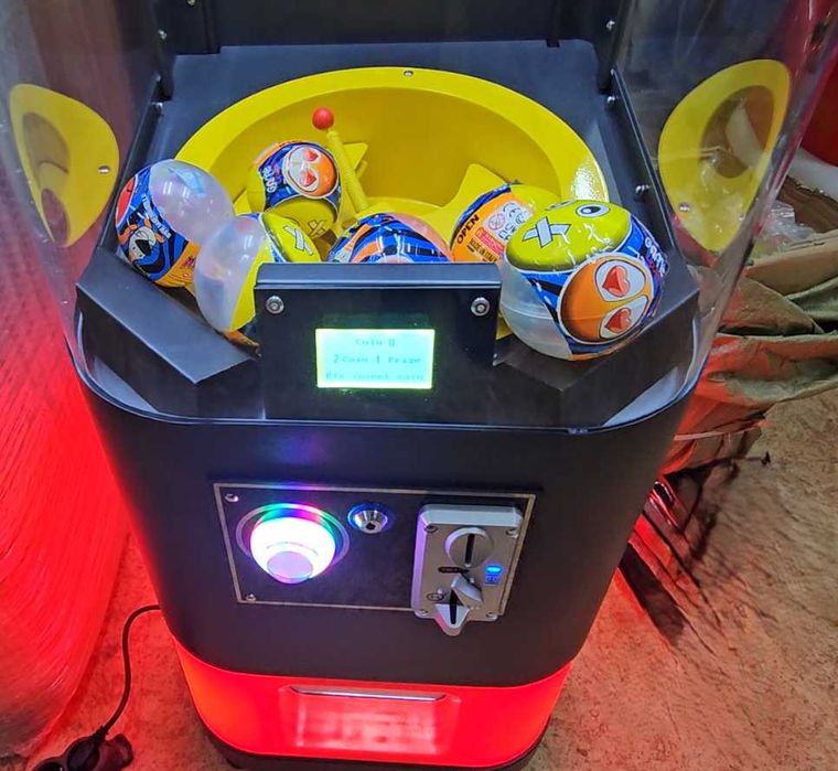 Вендинг машина за големи капсули