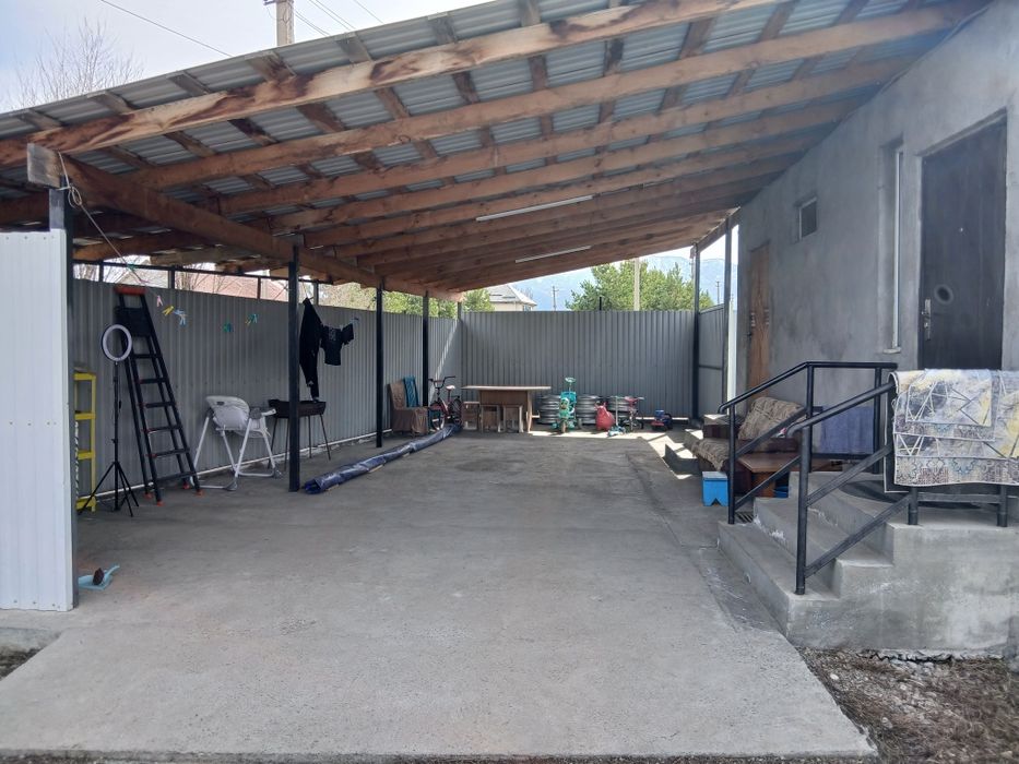 Дом на аэродроме