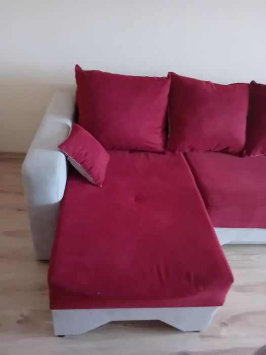 Coltar în forma de L