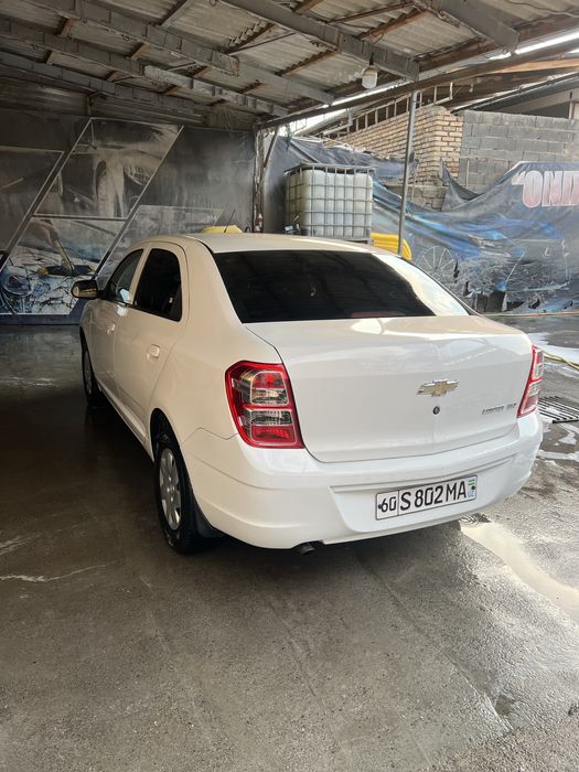 Срочно сотилади Шевроле Кобальт