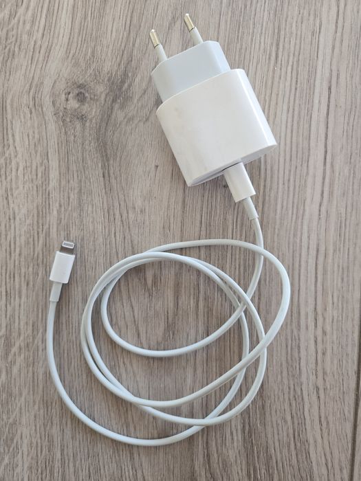Încărcător original iPhone – adaptor + cablu Lightning