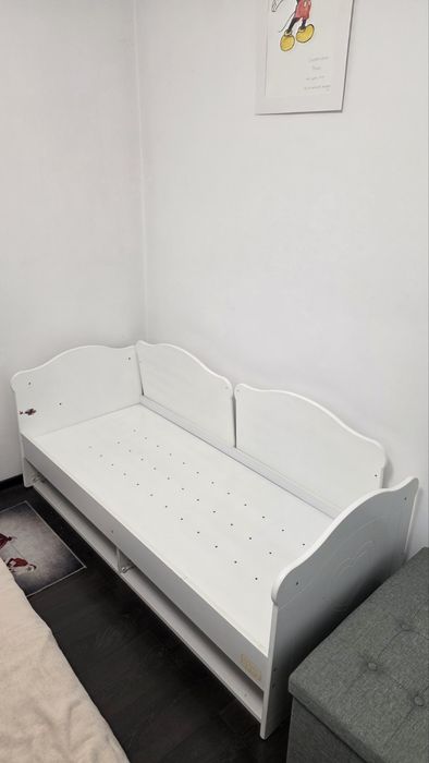 Детско легло почти ново