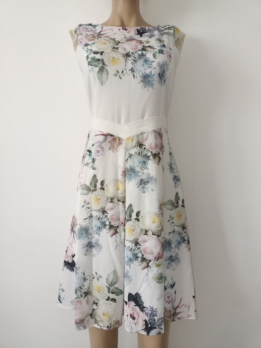 Rochiță alba de vară