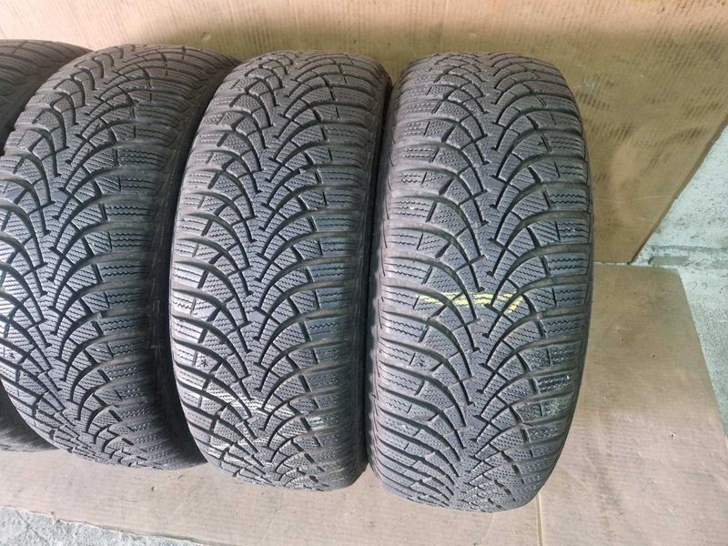 4 Goodyear R16 205/55
зимни гуми DOT2618