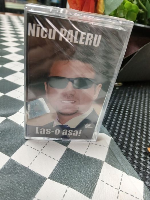 Vând casetă cu Nicu Paleru - Las-o așa!!