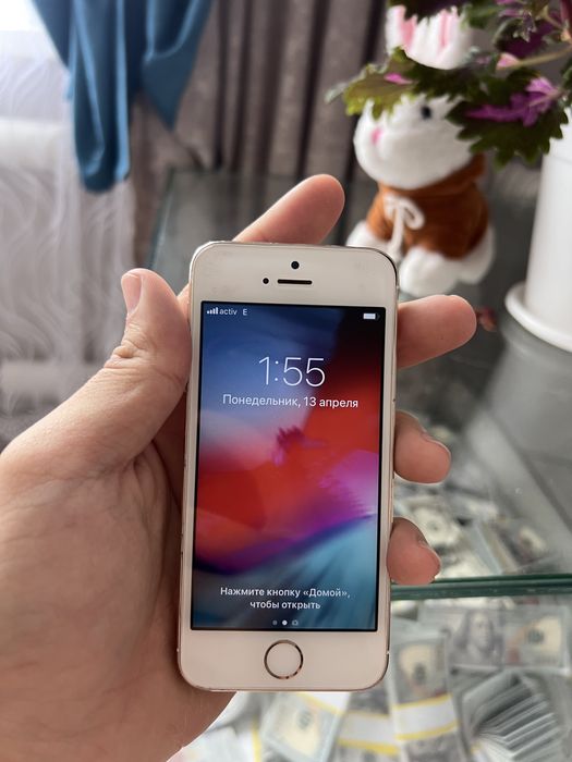 iPhone 5s в отличном состоянии