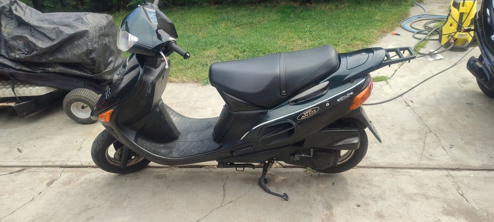 Scuter Suzuki An 125 1998