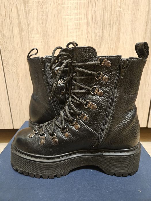 Ghete dama piele