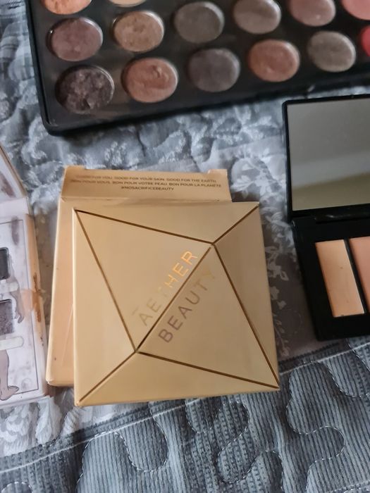 Lot cosmetice Laura Mercier,Aether Beauty