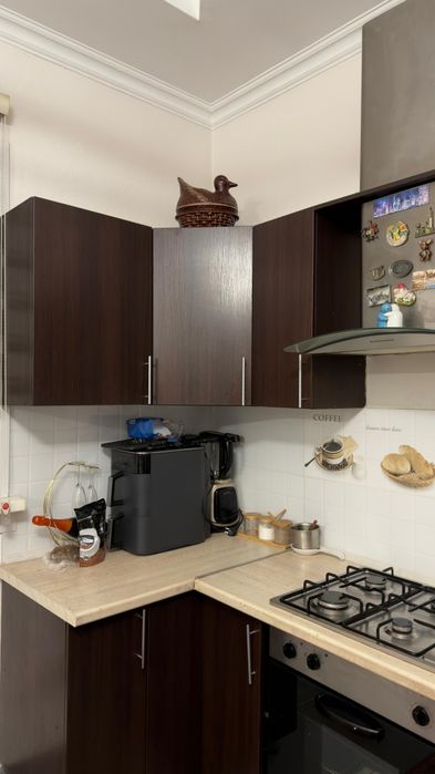 Продам срочно б/у кухонный гарнитуру