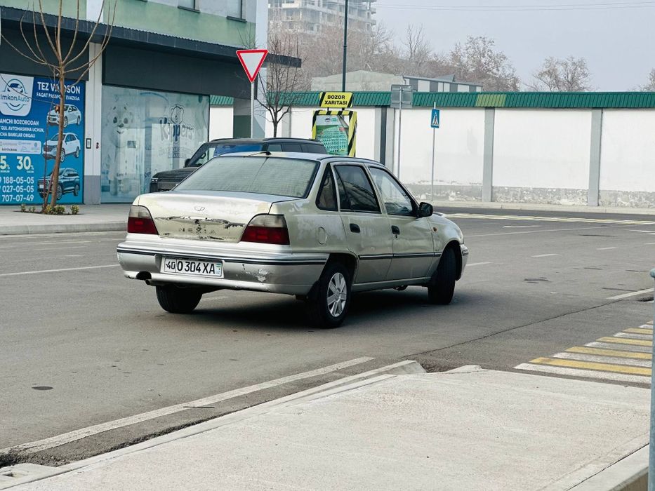 Neksiya Moshina sotiladi