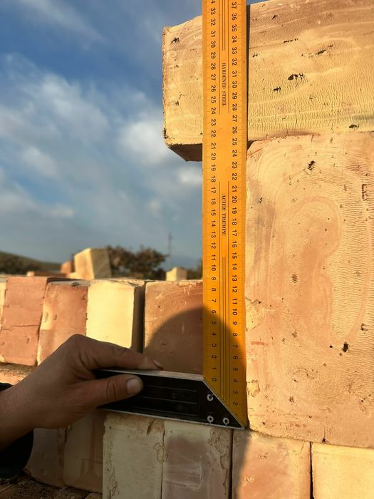 Кирпич красный жженый