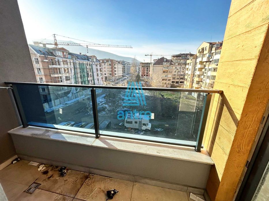 Продава се Двустаен апартамент в София, Малинова долина - 65 кв.м за 2231 €/кв.м - Снимка #8