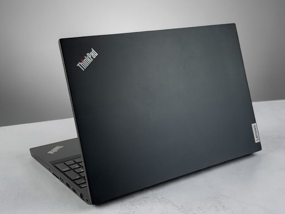 Лаптоп Lenovo ThinkPad P15v Gen 3 Full HD i7-12800H 32RAM 512SD RTX A2000 Перфектен! Гаранция!
