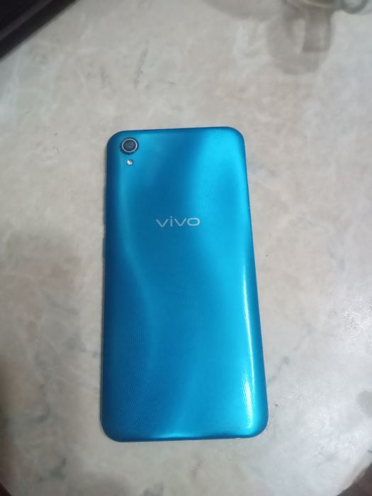 Телефон на запчасти