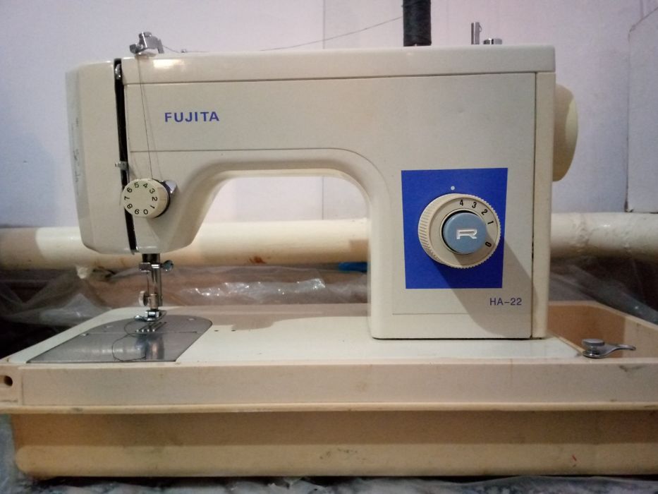 Fujita rusumli tikuv mashinkasi