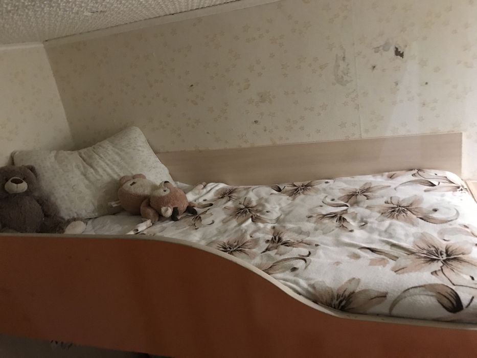 Двухъярусная кровать