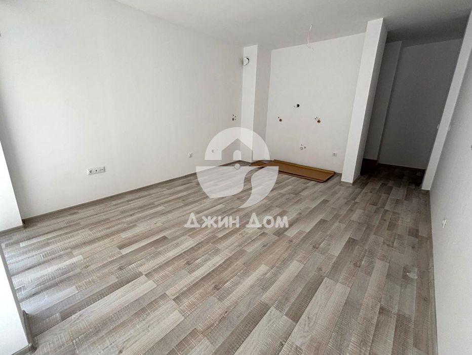 Продава се Двустаен апартамент в Свети Влас - 73 кв.м за 1480 €/кв.м - Снимка #2