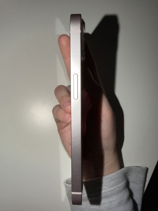 Продается Iphone 13