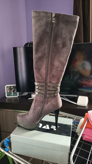 Сапоги весна- осень новые