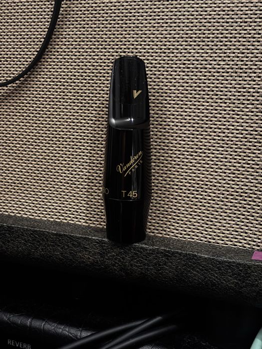 Muștiuc saxofon Vandoren Jumbo Java 45T