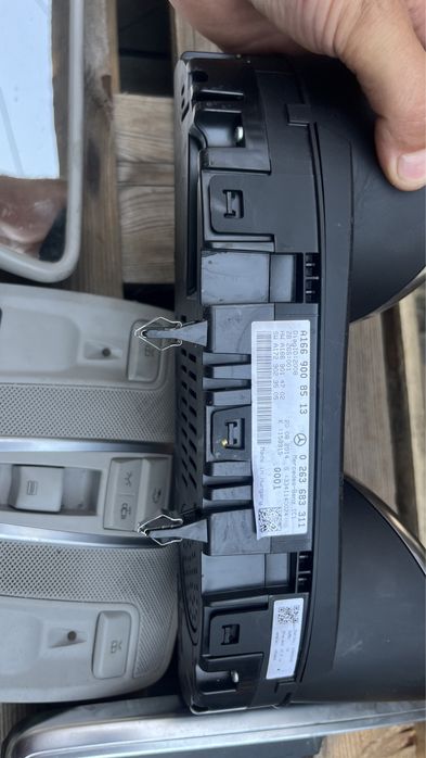 Ceasuri bord oglinda parbriz plafoniera mercedes ml w 166 dezmembrari