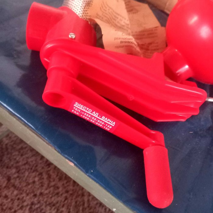 Машина за доматен сок