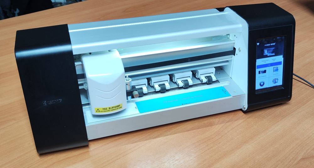 Продам плоттер в хорошем состоянии!!!