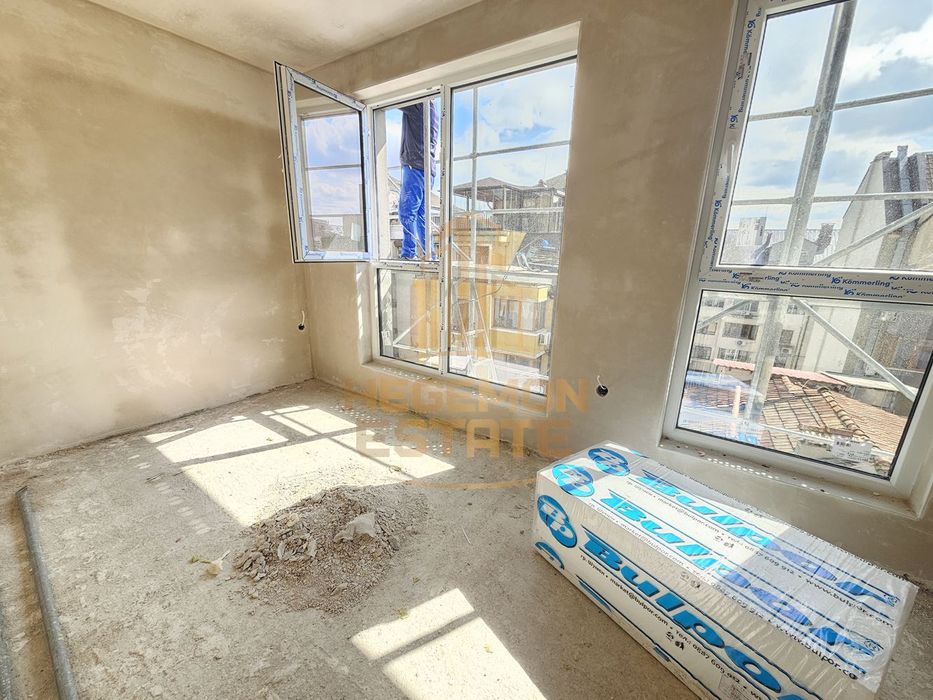 Продава се Двустаен апартамент в Варна, Лятно кино Тракия - 46 кв.м за 1220 €/кв.м - Снимка #3