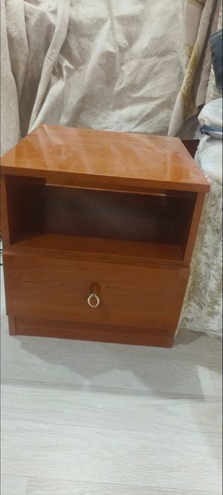 Продам спальный гарнитур Б/у