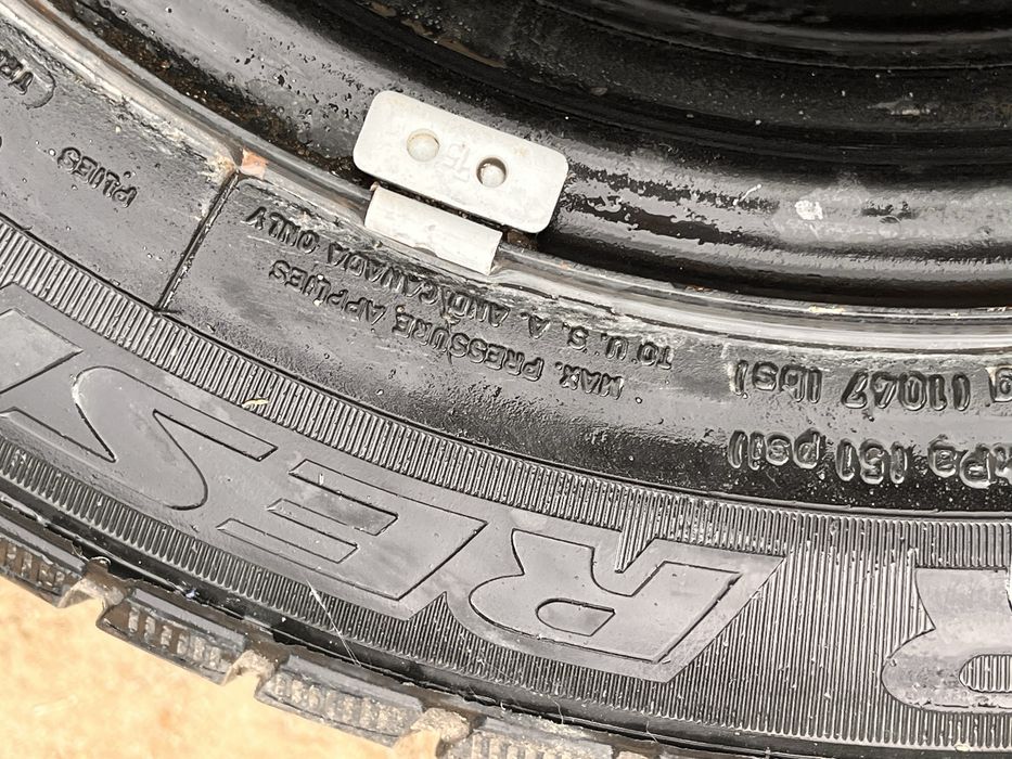 De vanzare Roată jantă tablă 14" cu anvelopă iarnă Dunlop 175/65 R14 82T