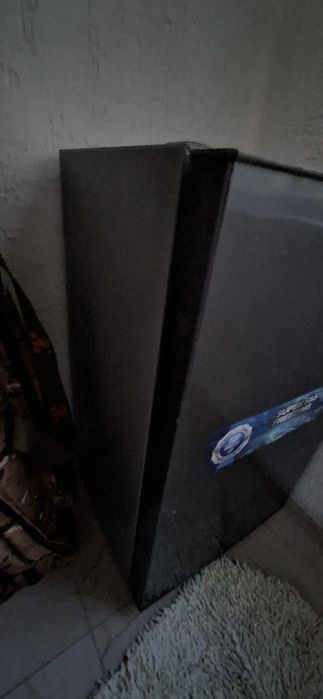 Холодильник,среднего размера,серый