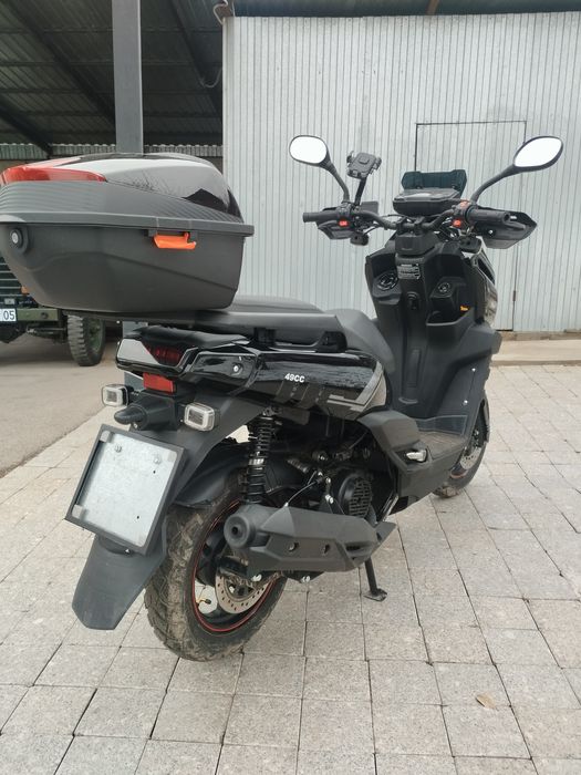 Скутер Tank  Paraponera