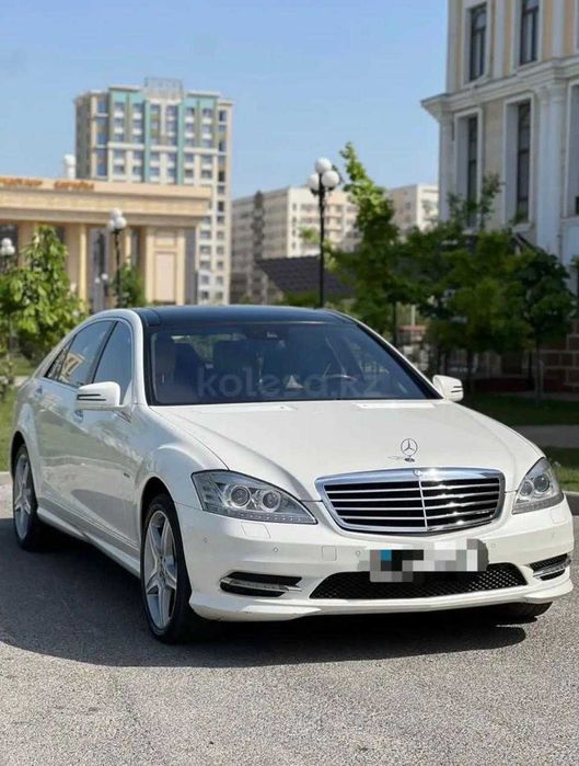 Срочно продается Mercedes-Benz S-  класс 2011 г. в