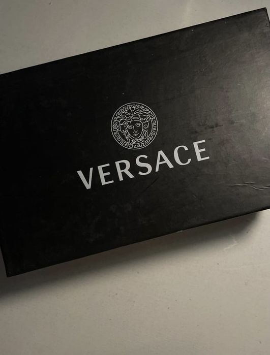Элегантные туфли VERSACE