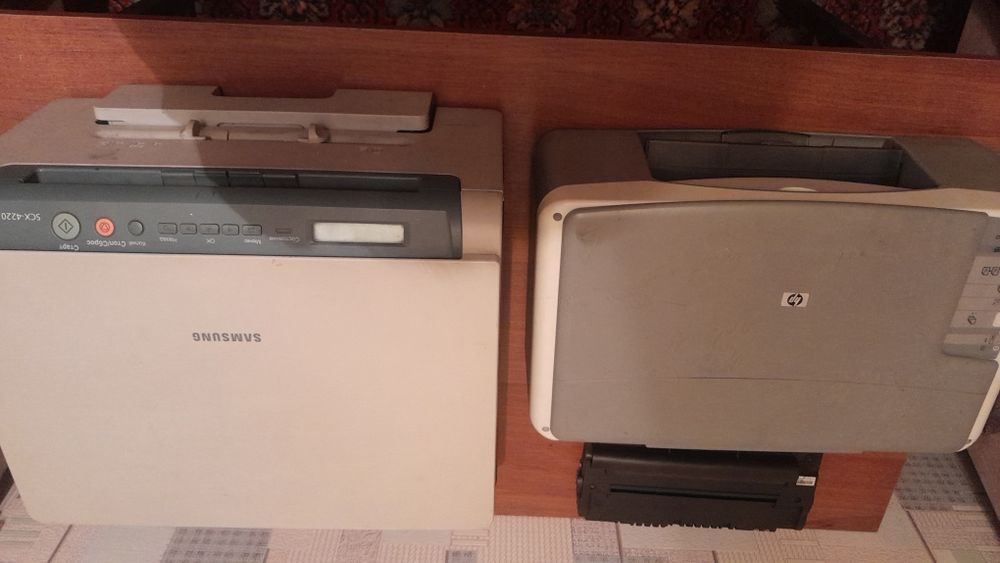 Продам два принтера на запчасти