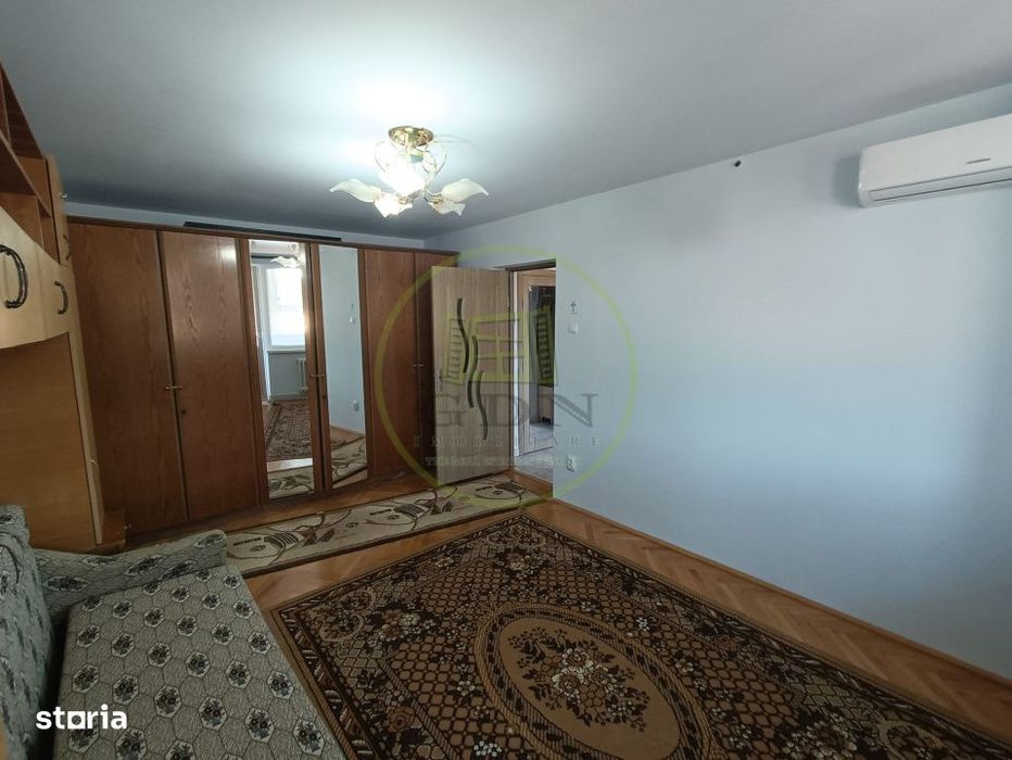 Apartament cu 2 camere de vanzare in Reghin, zona centrala 0 comision