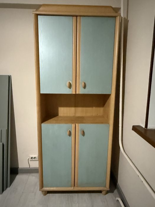 Продам кухонный шкаф